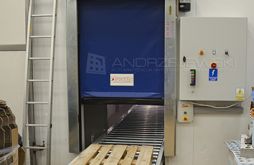 Line of driven conveyors